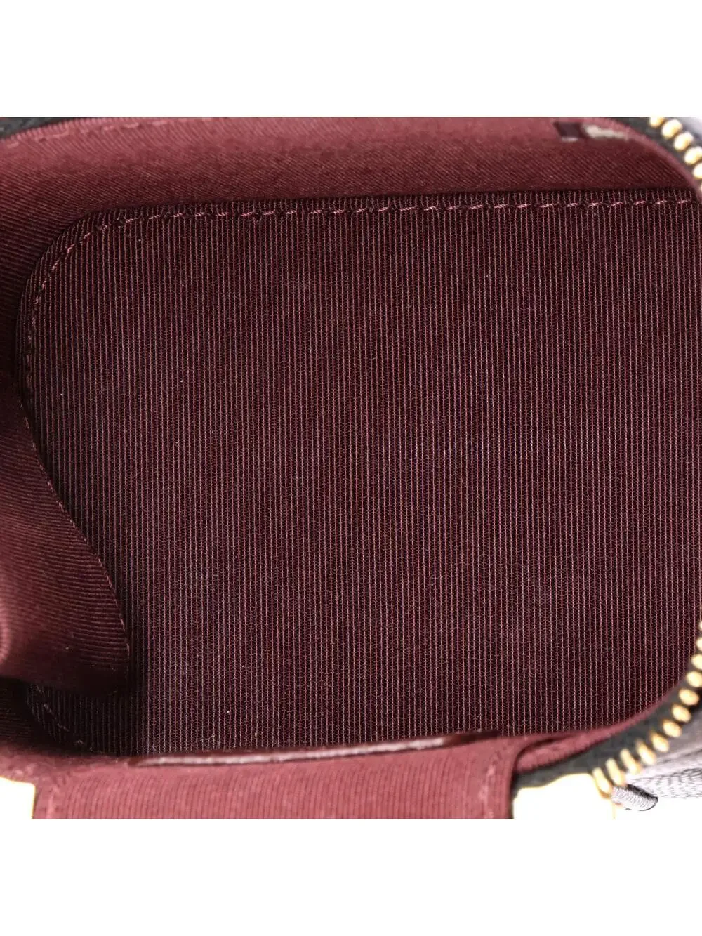 Chanel Classic Vanity Case With Chain #269884C42B
